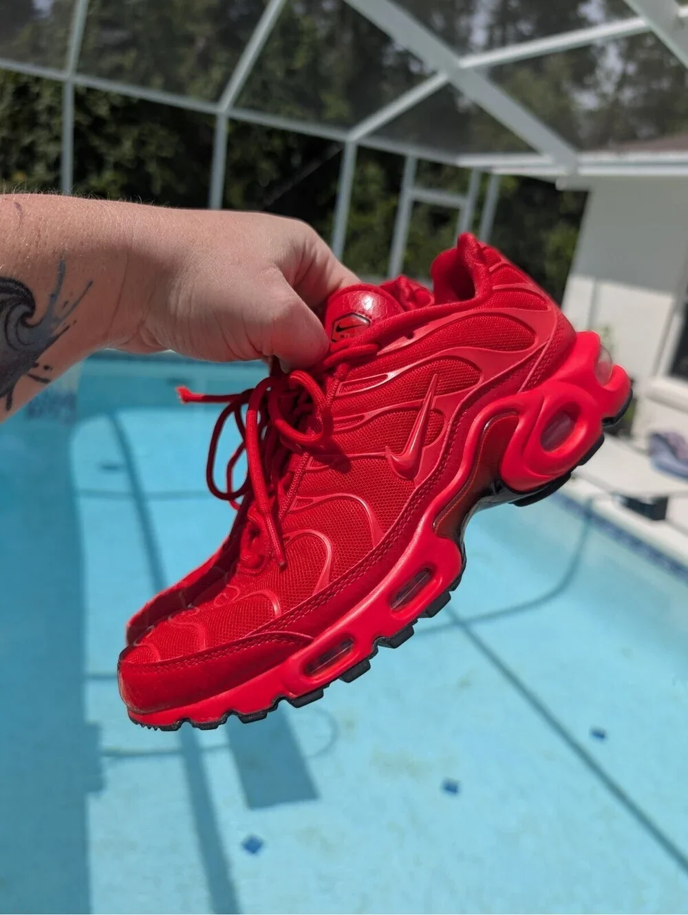 Nike Air Max Plus TN Light Crimson Red Women's Size 7.5 Sneakers AV8424-600 VGC
